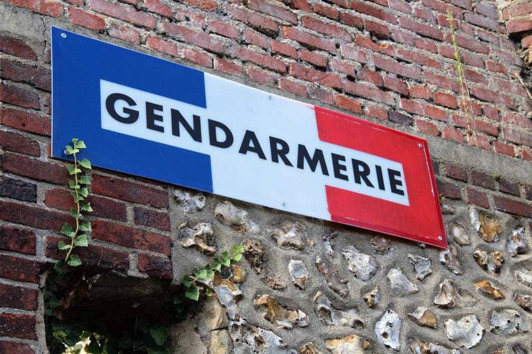 panneau gendarmerie